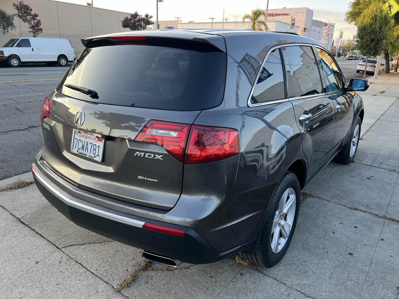 Acura MDX 6-Spd AT w/Tech Package 2011