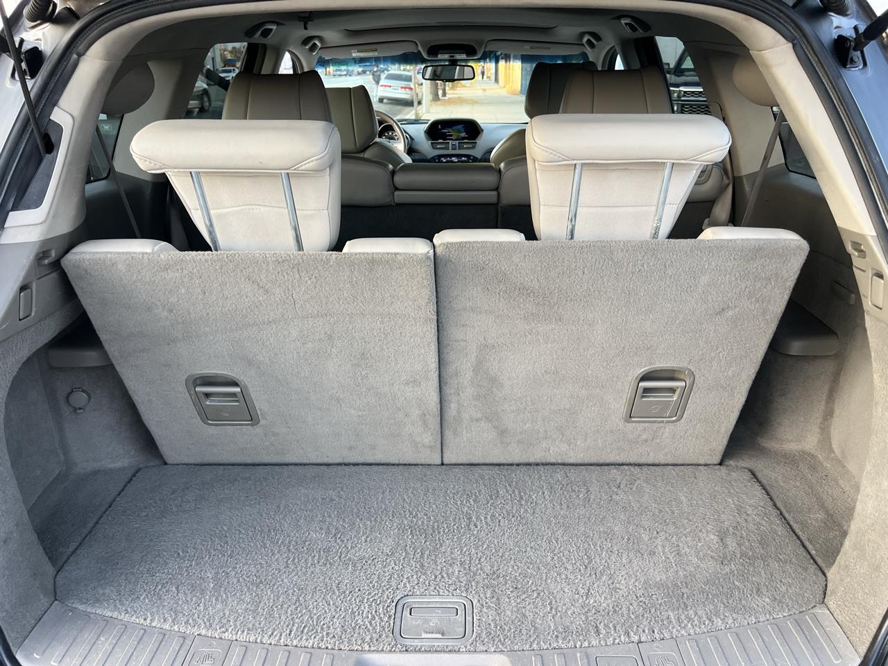 Acura MDX 6-Spd AT w/Tech Package 2011