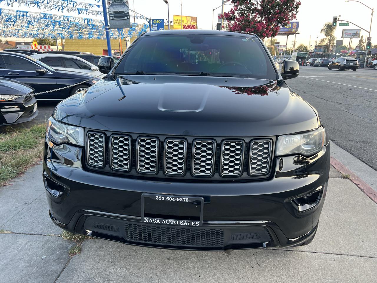 Jeep Grand Cherokee Laredo 4WD 2017
