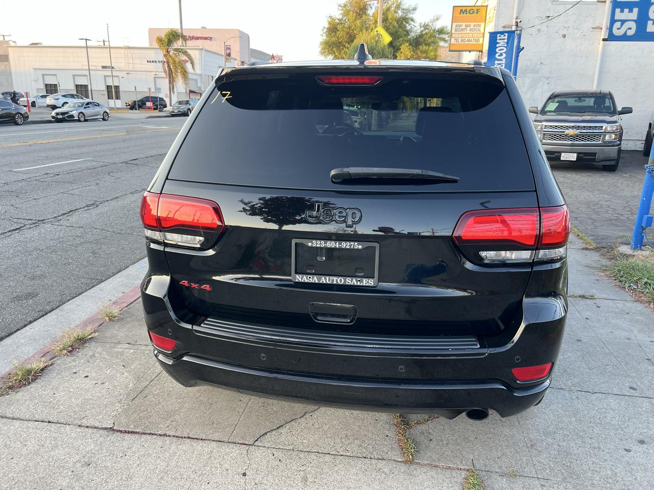 Jeep Grand Cherokee Laredo 4WD 2017