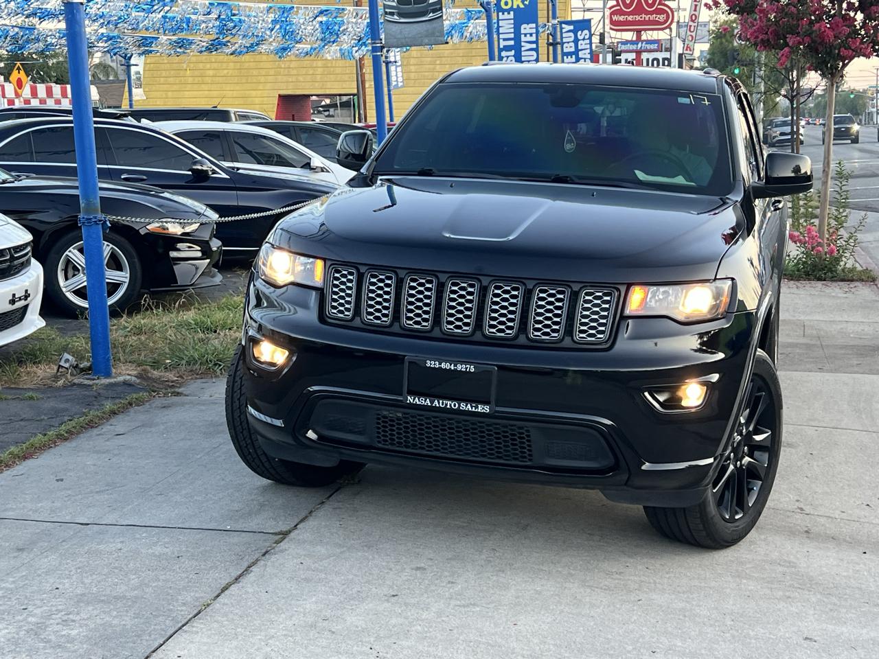 Jeep Grand Cherokee Laredo 4WD 2017