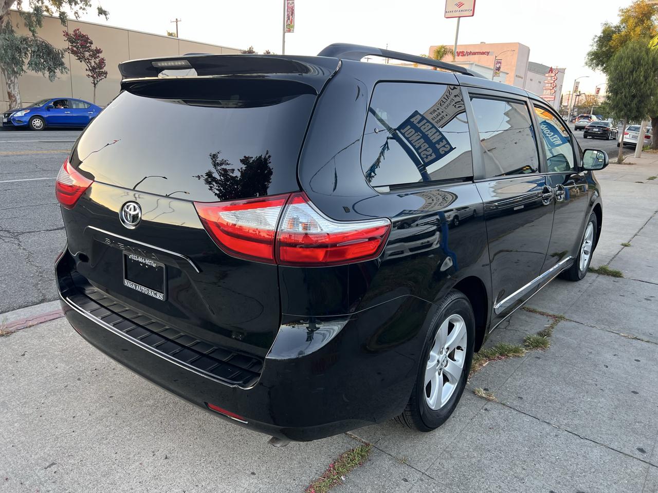 Toyota Sienna LE FWD 8-Passenger V6 2015