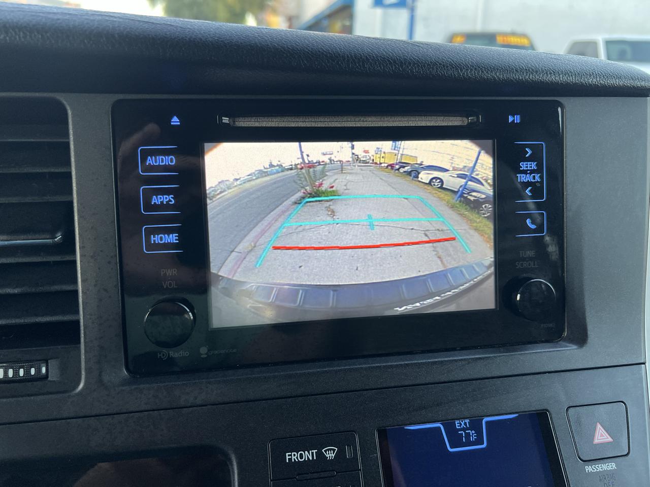 Toyota Sienna LE FWD 8-Passenger V6 2015