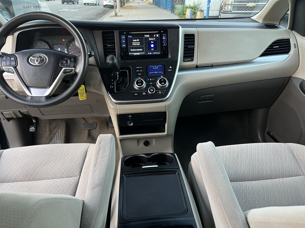 Toyota Sienna LE FWD 8-Passenger V6 2015