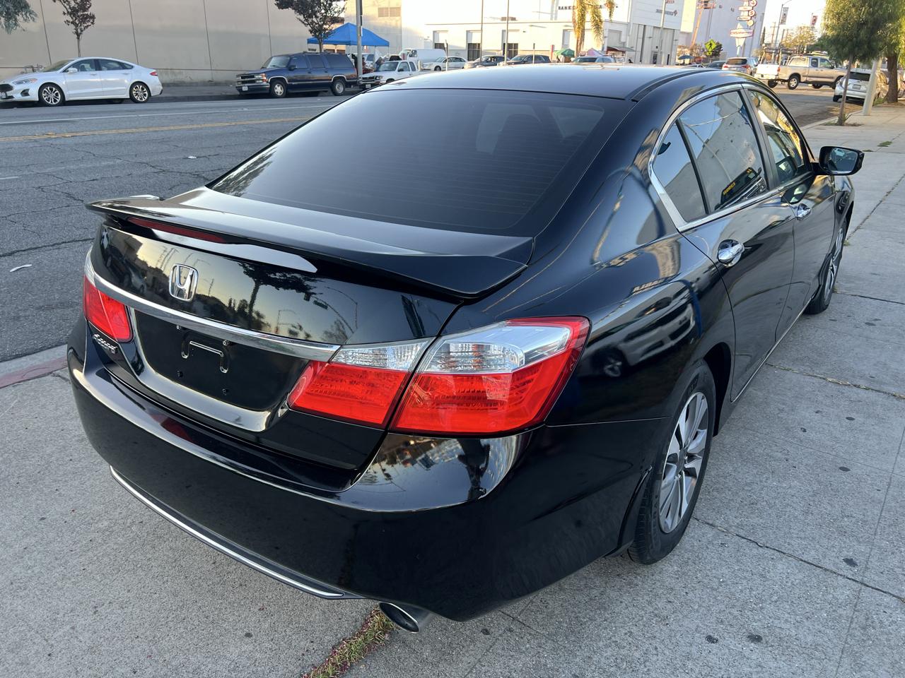 Honda Accord LX Sedan CVT 2013