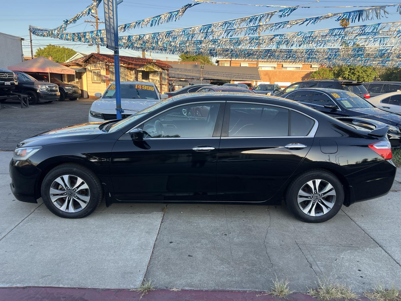 Honda Accord LX Sedan CVT 2013