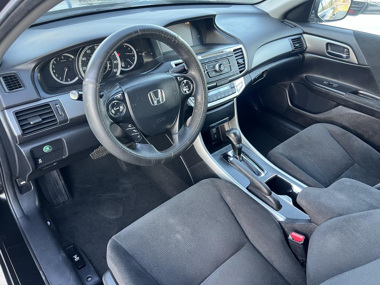 Honda Accord LX Sedan CVT 2013