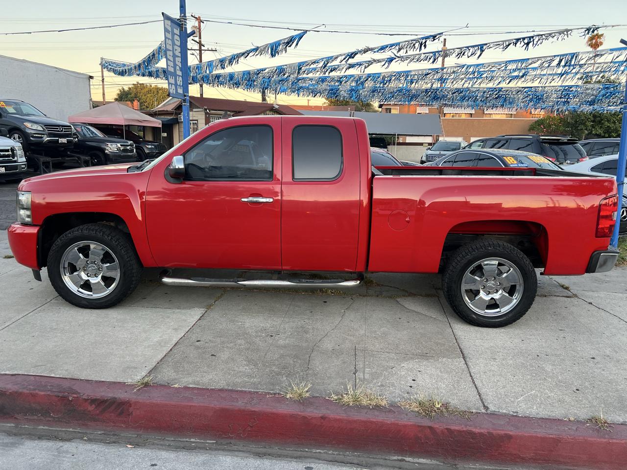 Chevrolet Silverado 1500 2WD Double Cab 143.5" LS 2011