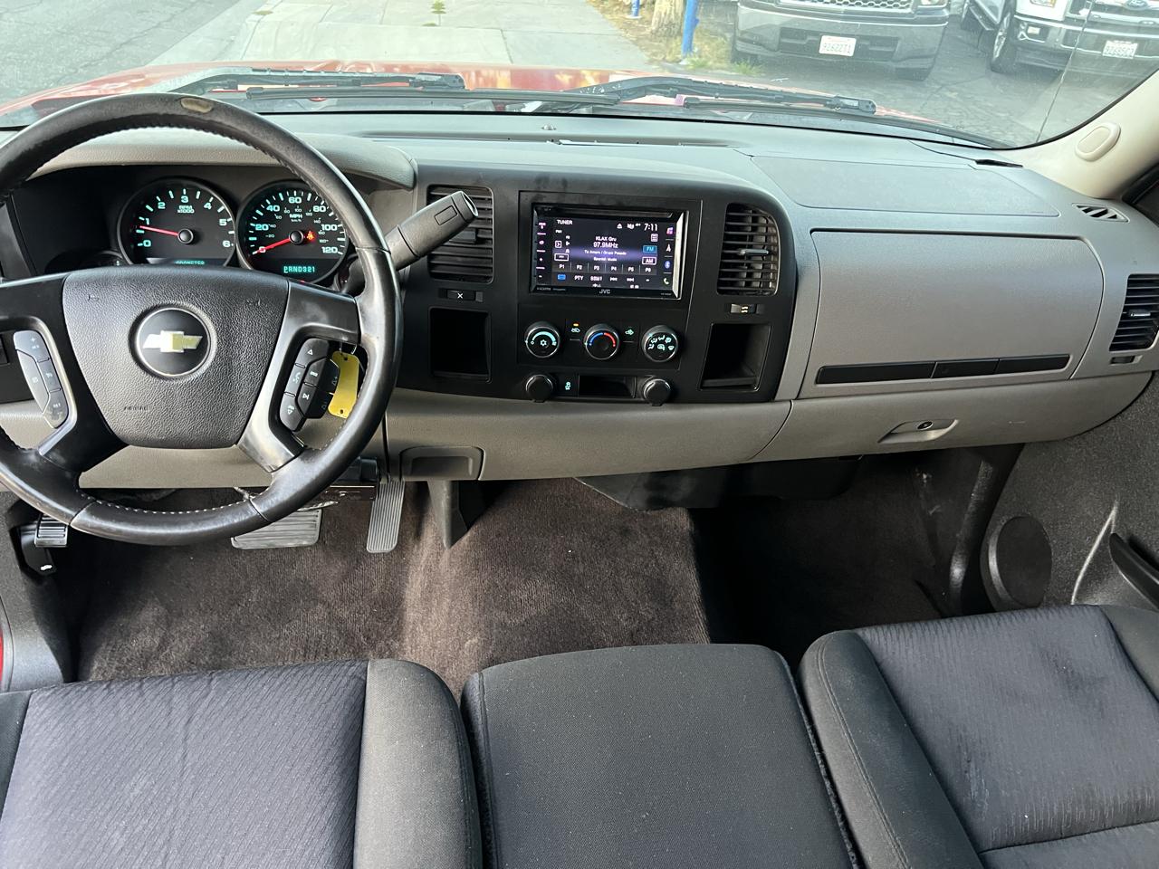 Chevrolet Silverado 1500 2WD Double Cab 143.5" LS 2011