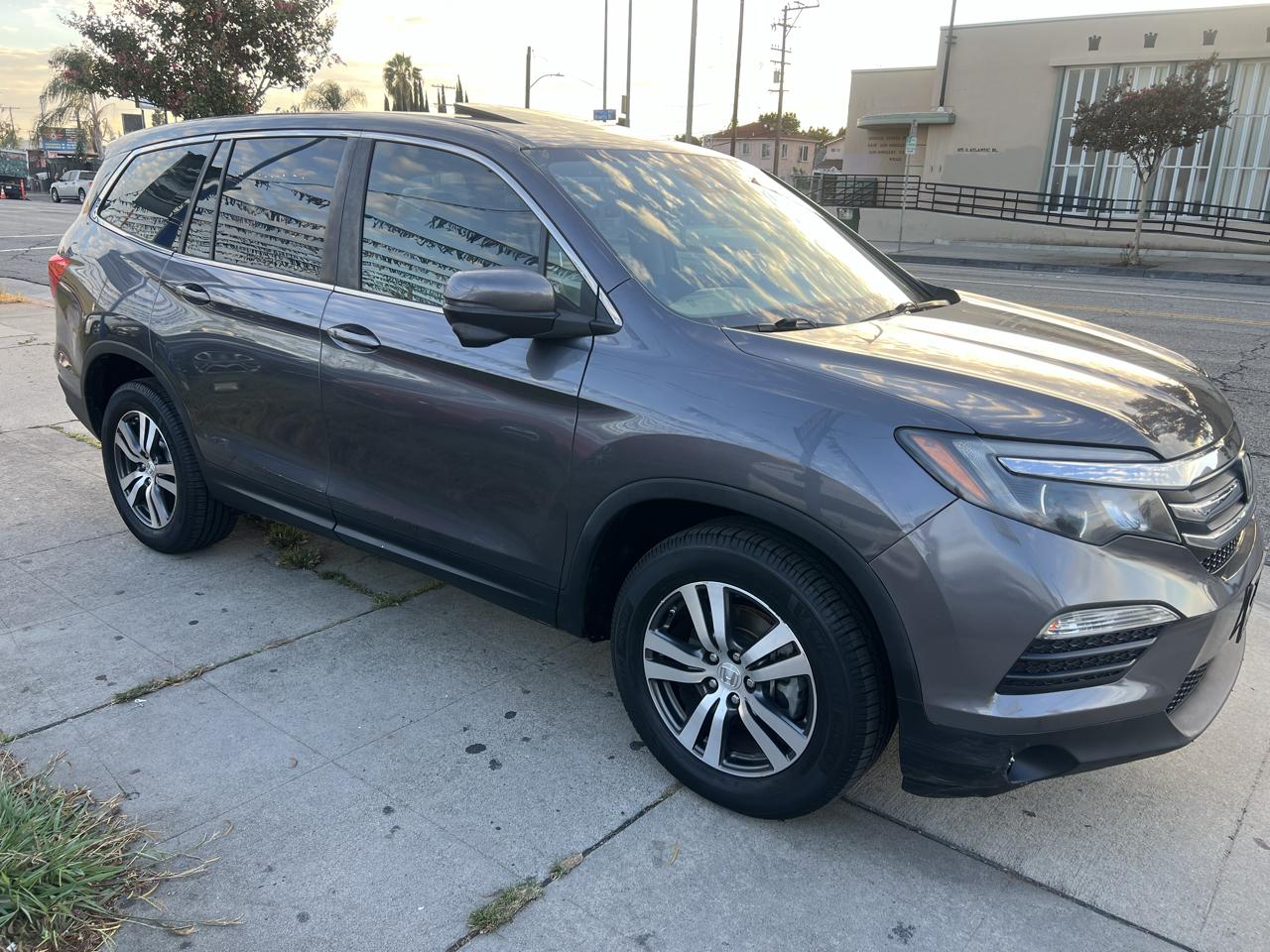 Honda Pilot EX-L w/Honda Sensing AWD 2017