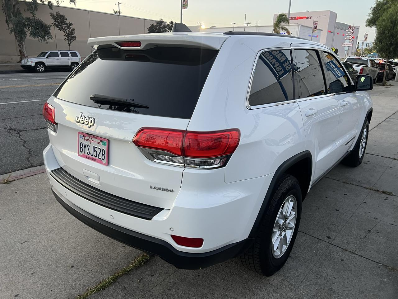 Jeep Grand Cherokee Laredo 2WD 2018
