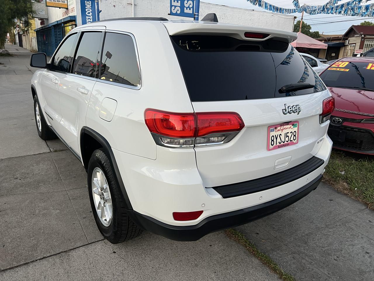 Jeep Grand Cherokee Laredo 2WD 2018
