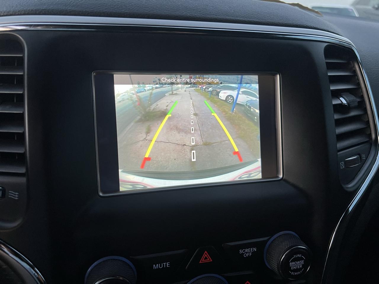 Jeep Grand Cherokee Laredo 2WD 2018