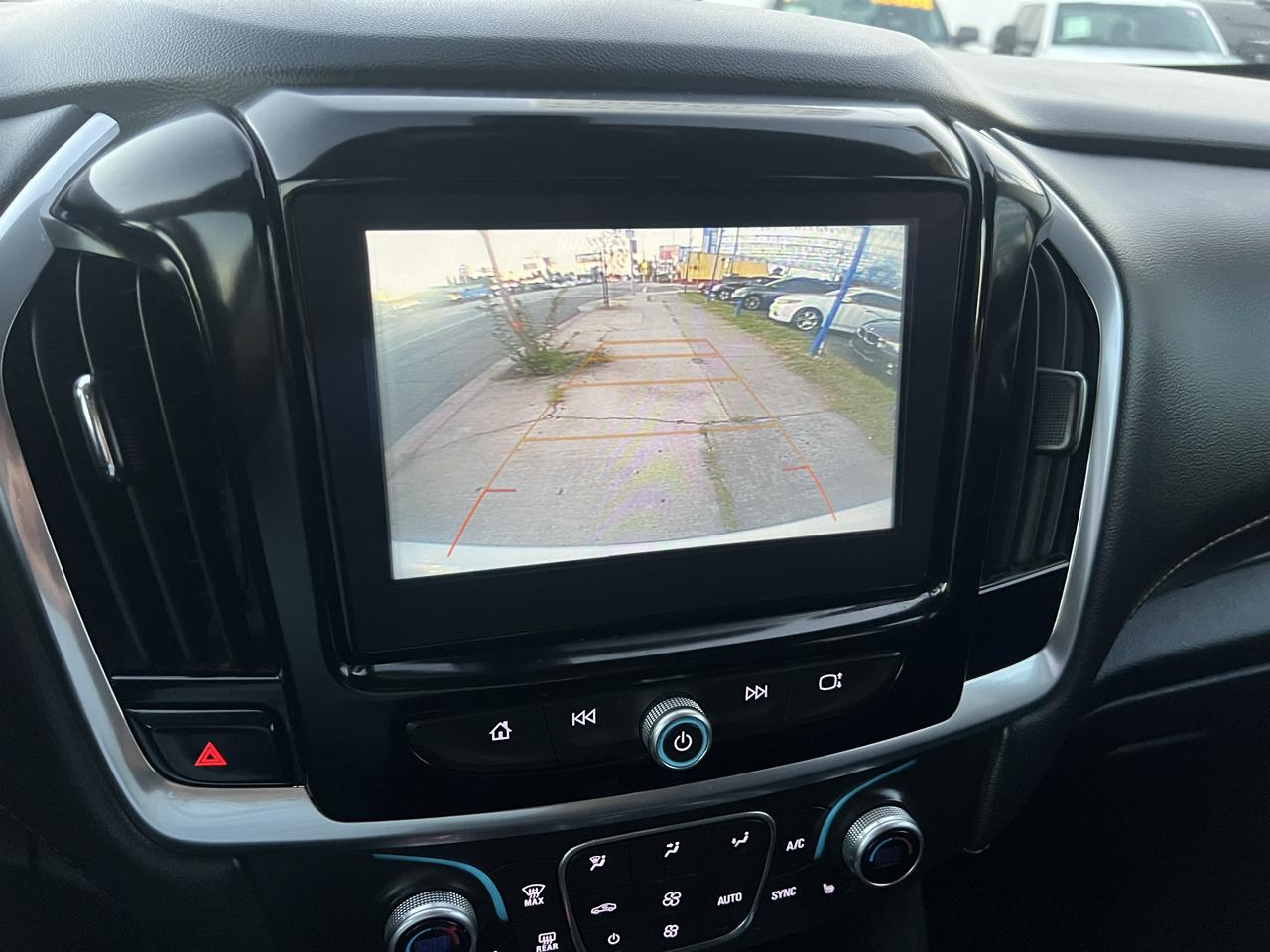 Chevrolet Traverse LT Cloth FWD 2018