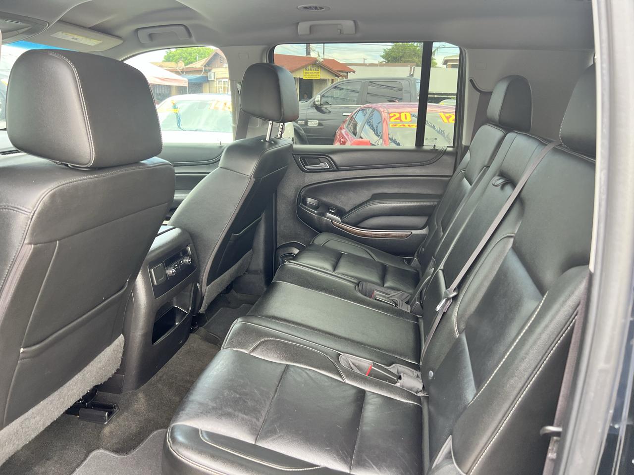 Chevrolet Suburban LT 2WD 2017