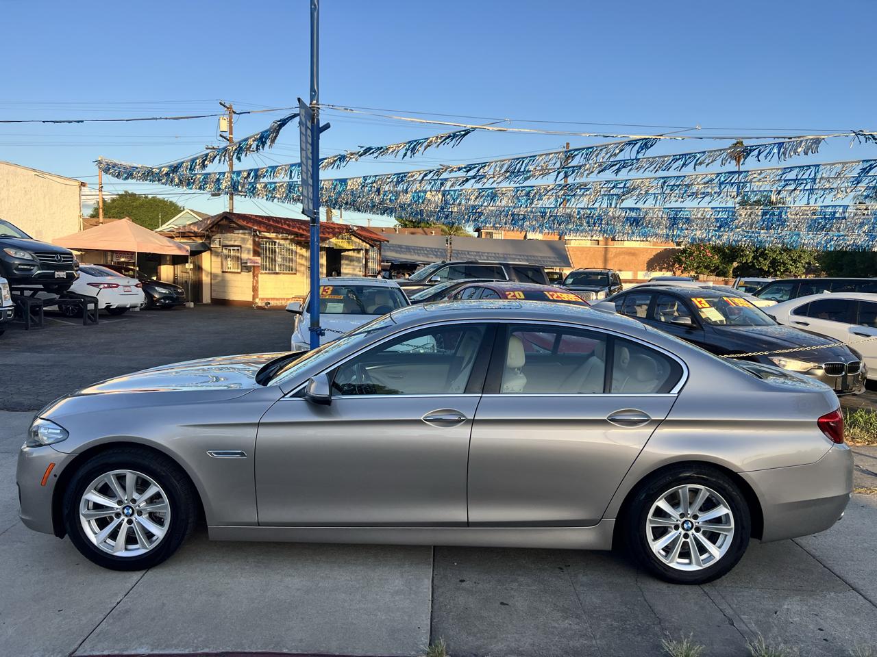 BMW 5-Series 528i xDrive 2016