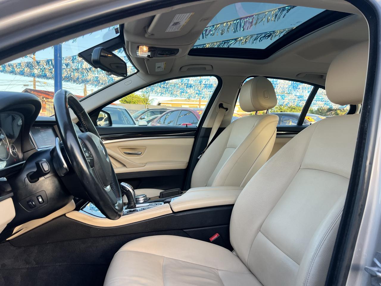 BMW 5-Series 528i xDrive 2016
