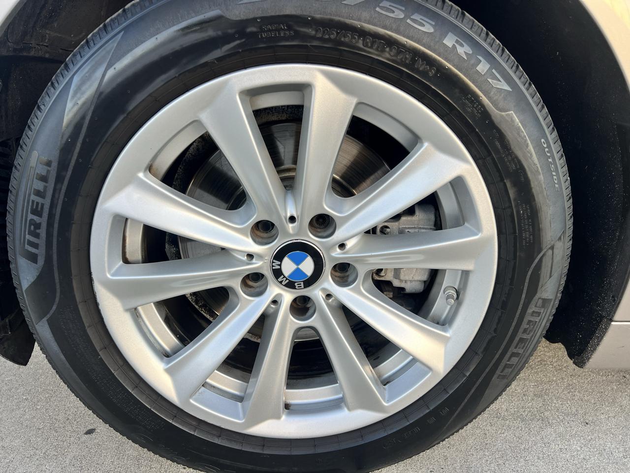 BMW 5-Series 528i xDrive 2016