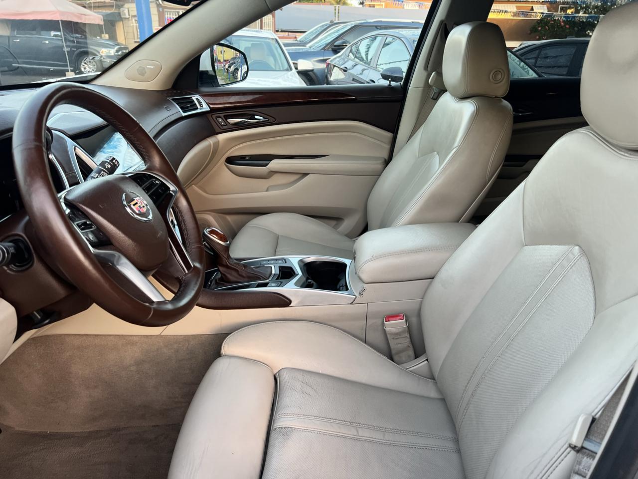 Cadillac SRX Luxury Collection FWD 2016