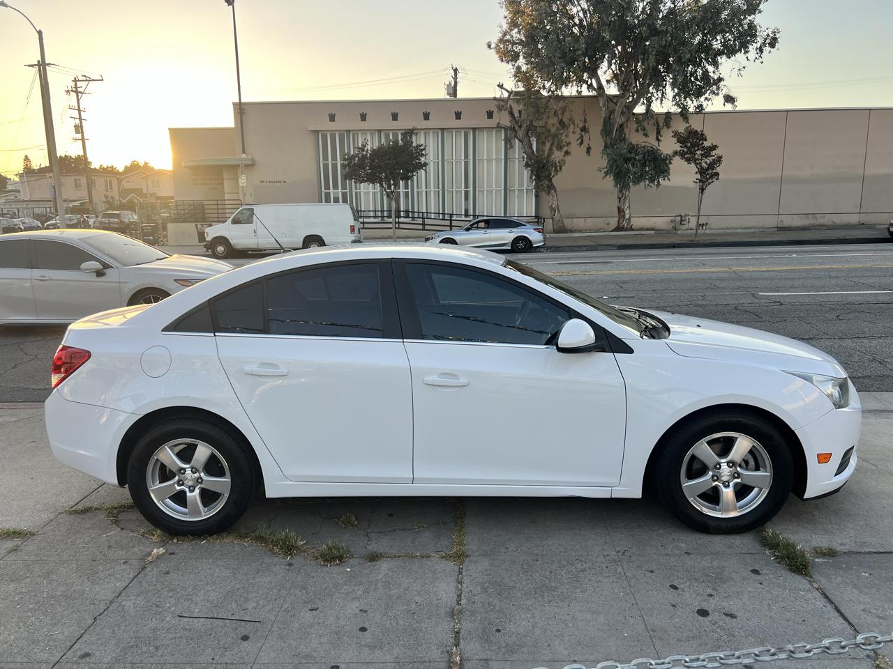 Chevrolet Cruze 1FL 2012