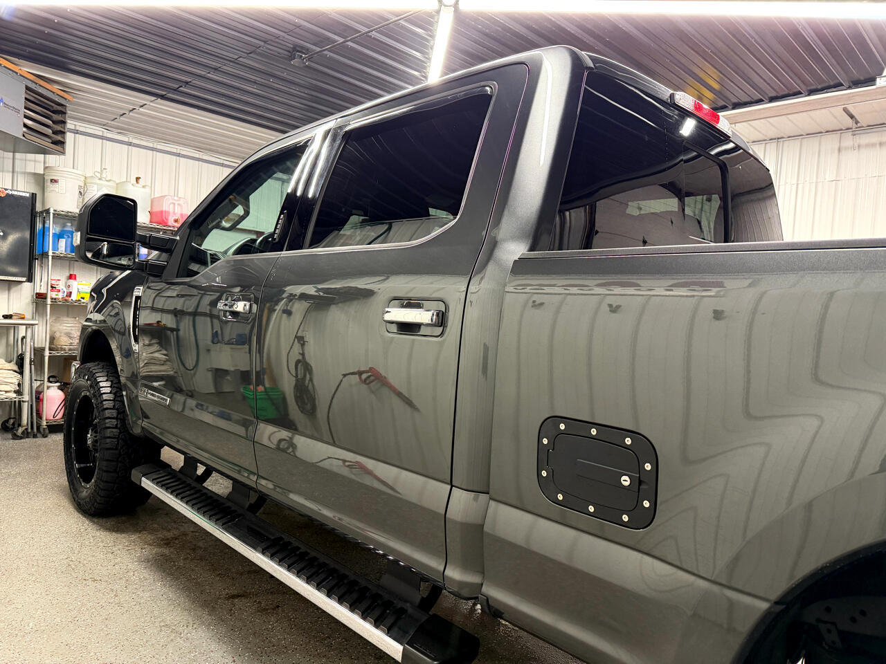 Ford F-250 SD Lariat Crew Cab Short Bed 4WD 2018