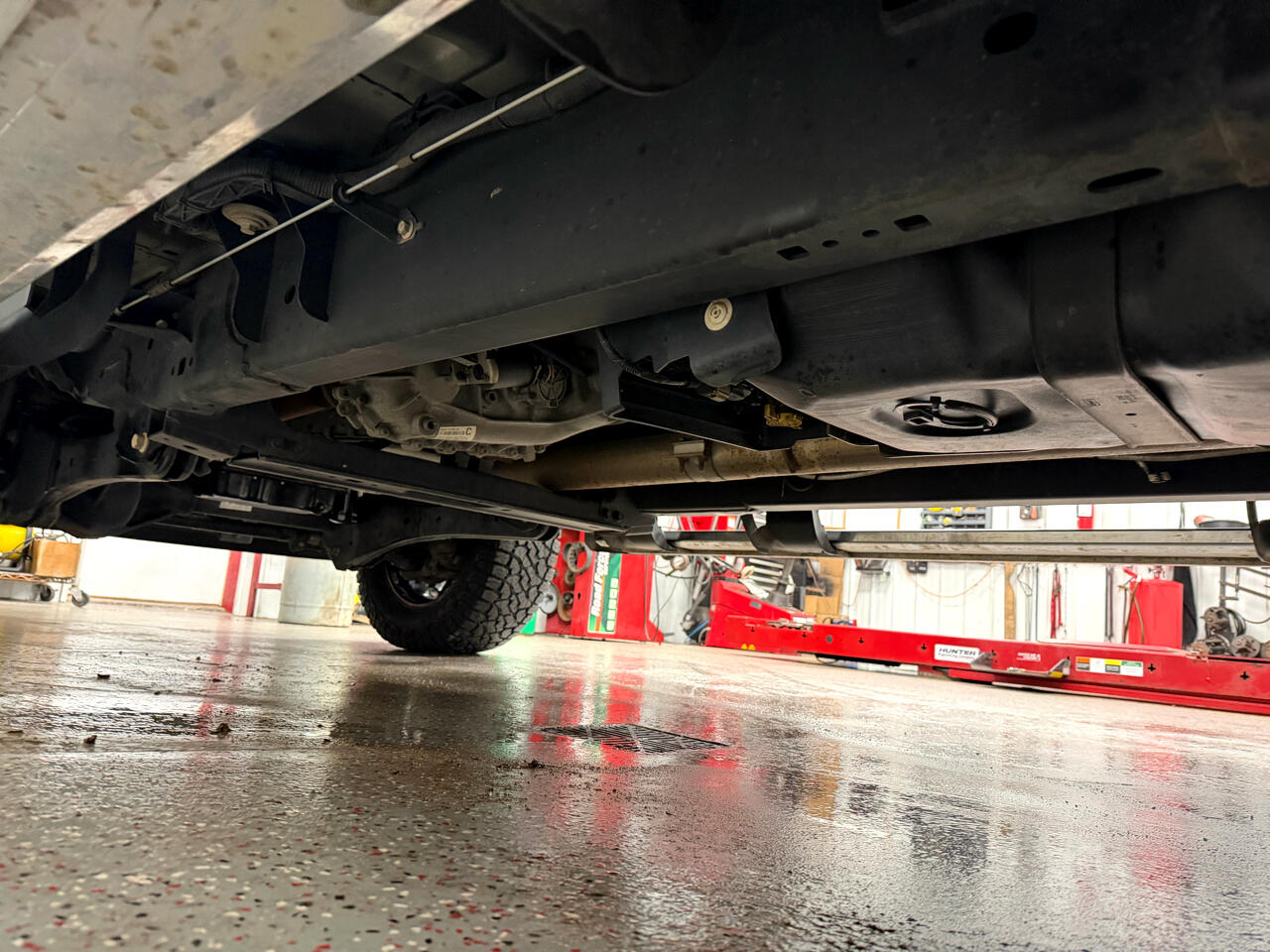 Ford F-250 SD Lariat Crew Cab Short Bed 4WD 2018