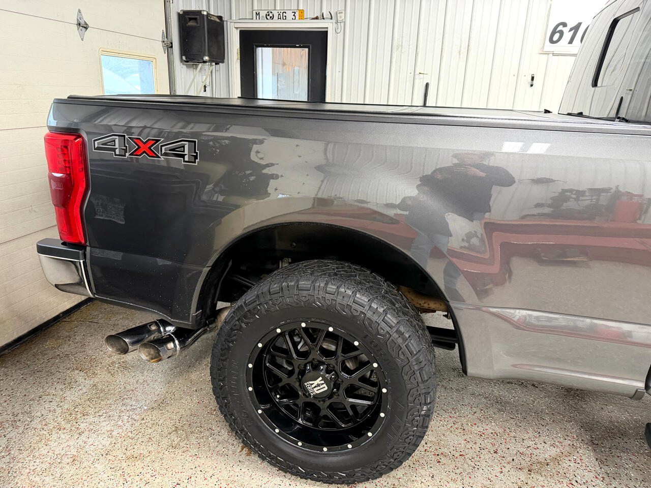 Ford F-250 SD Lariat Crew Cab Short Bed 4WD 2018