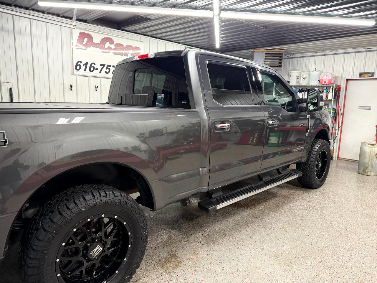 Ford F-250 SD Lariat Crew Cab Short Bed 4WD 2018