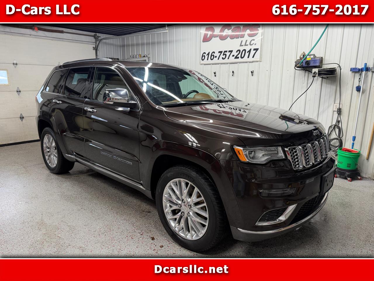 2017 Jeep Grand Cherokee Summit's photo