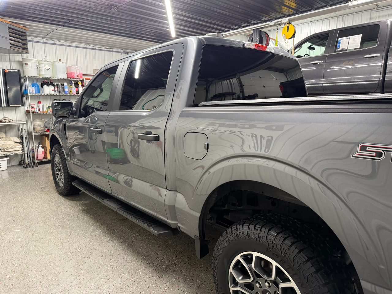 Ford F-150 4WD SuperCrew 145" STX 2021