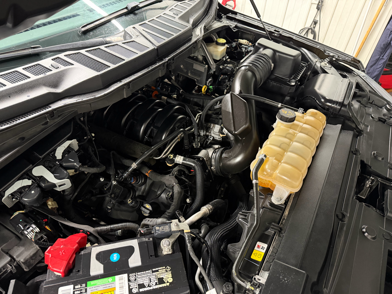 Ford F-150 4WD SuperCrew 145" STX 2021