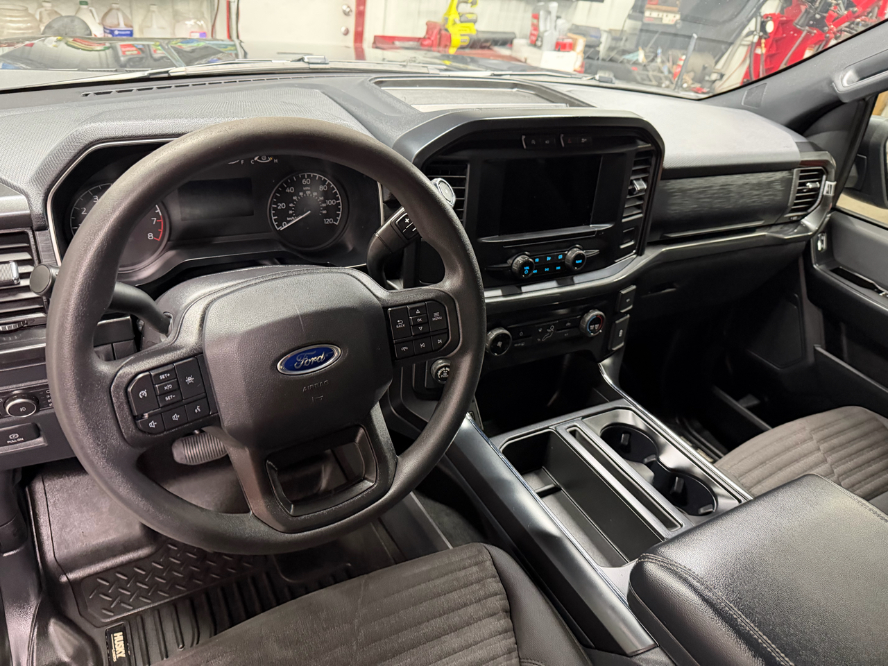 Ford F-150 4WD SuperCrew 145" STX 2021