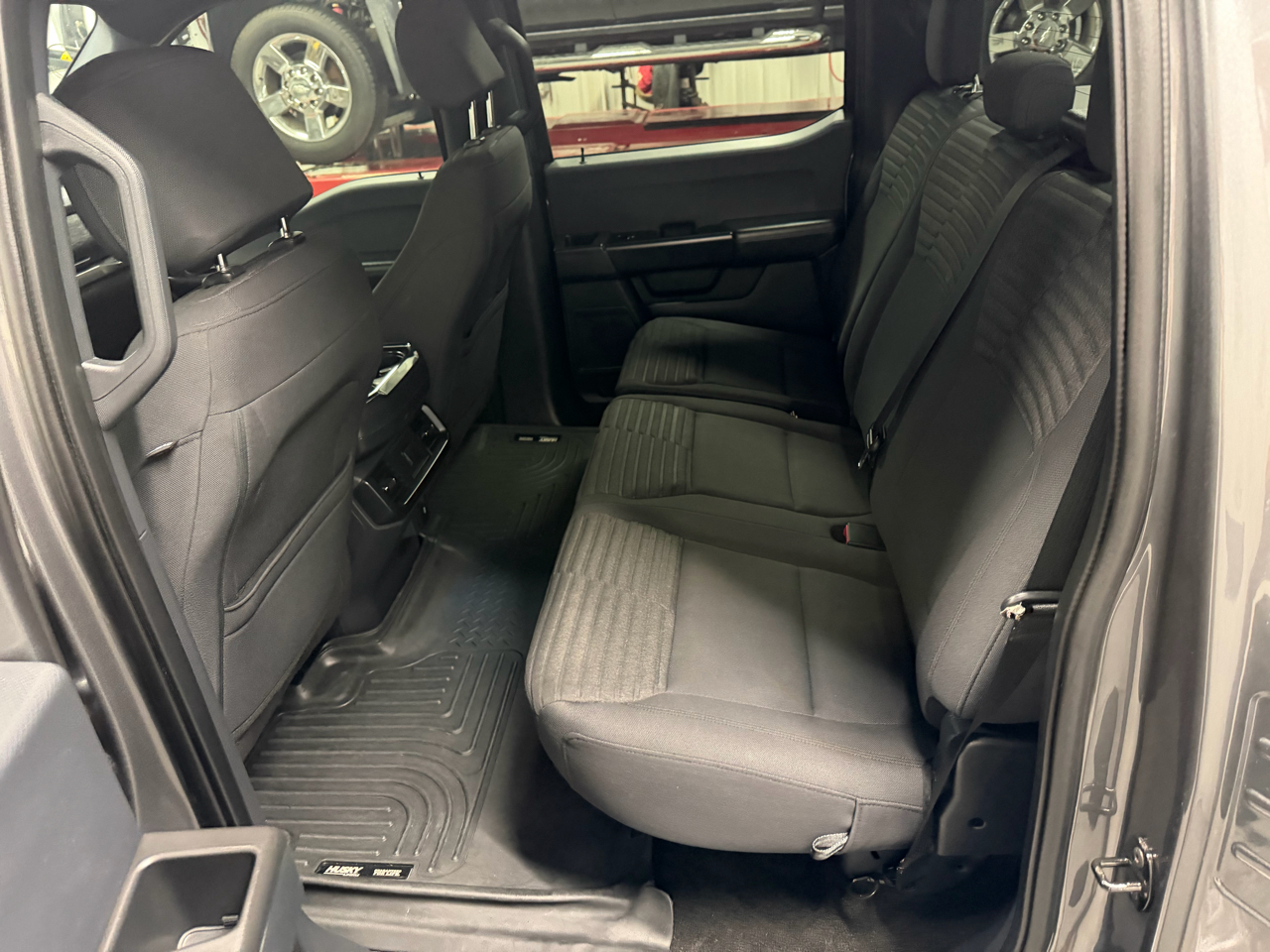 Ford F-150 4WD SuperCrew 145" STX 2021