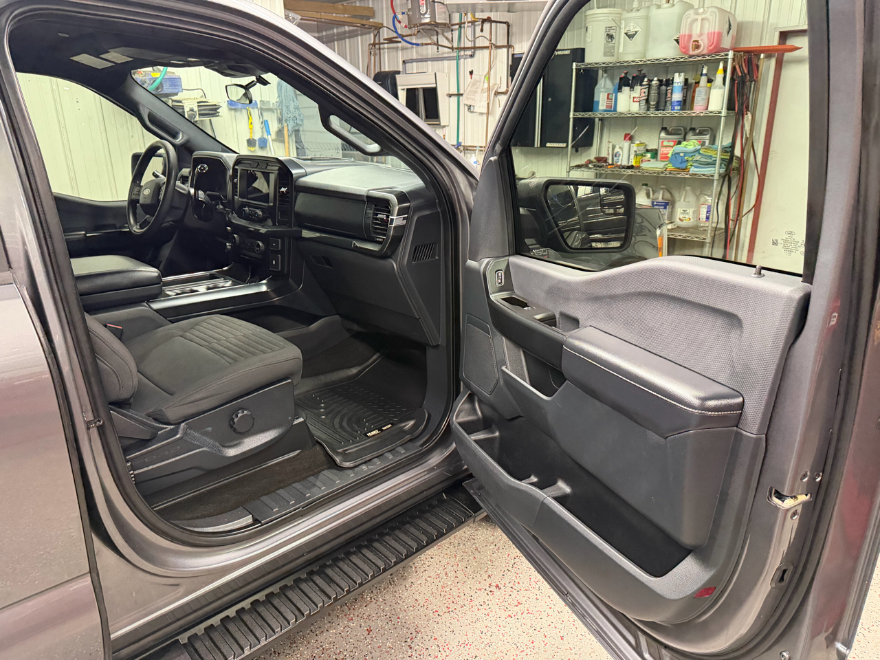 Ford F-150 4WD SuperCrew 145" STX 2021