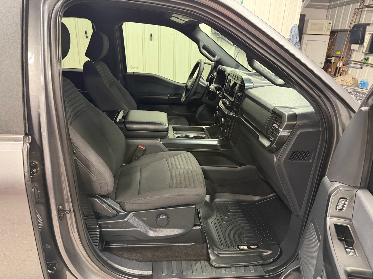 Ford F-150 4WD SuperCrew 145" STX 2021