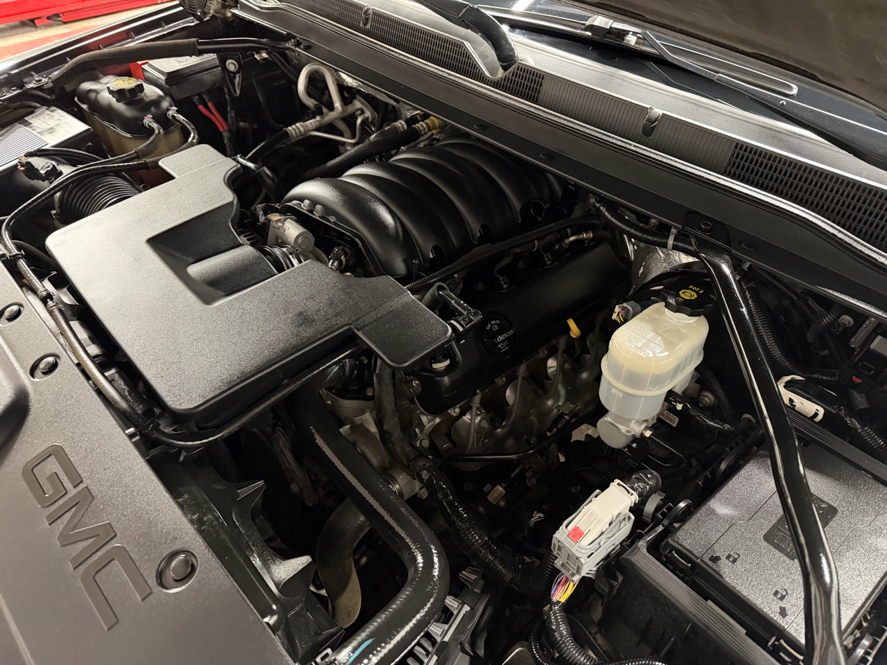 GMC Yukon XL Denali 4WD 2016