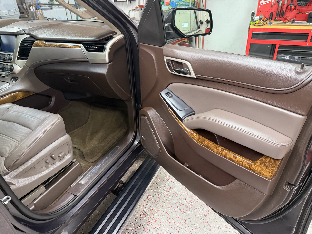 GMC Yukon XL Denali 4WD 2016