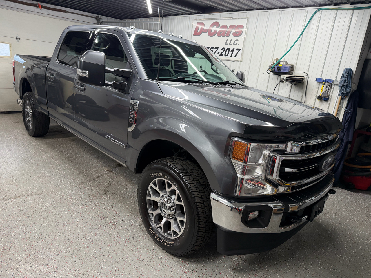 Ford F-250 SD Lariat Crew Cab Short Bed 4WD 2022