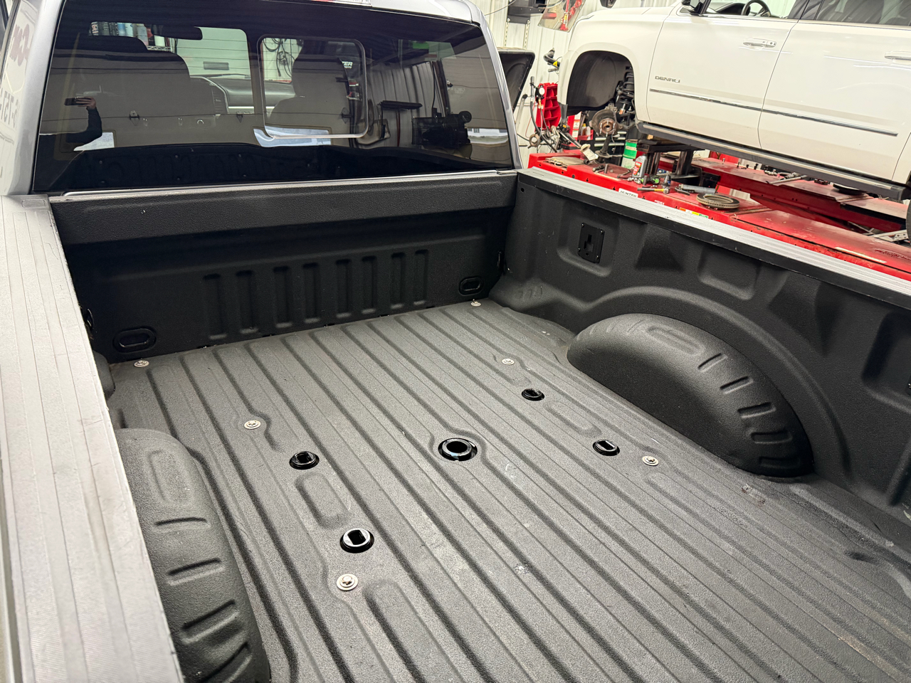 Ford F-250 SD Lariat Crew Cab Short Bed 4WD 2022