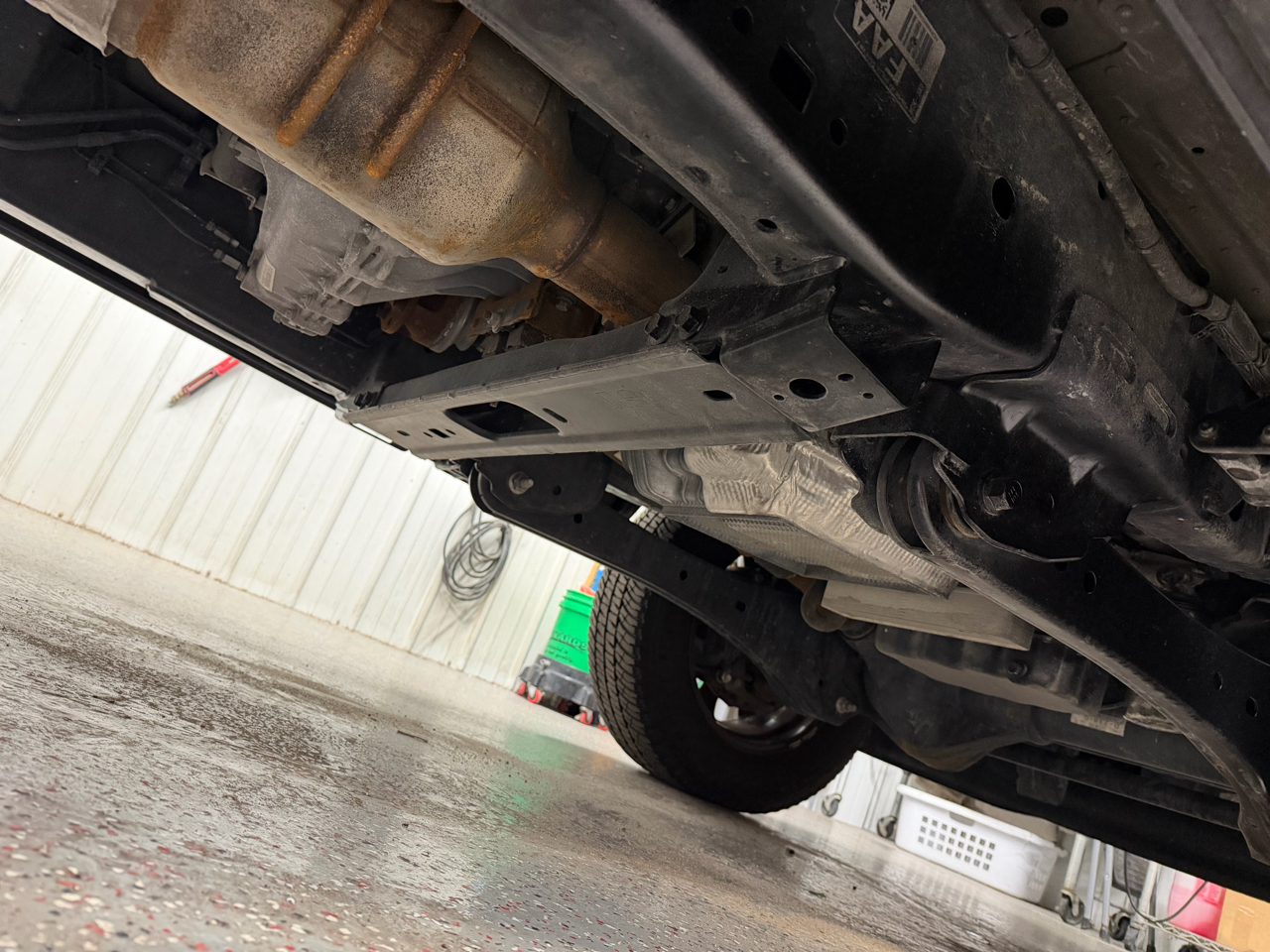 Ford F-250 SD Lariat Crew Cab Short Bed 4WD 2022