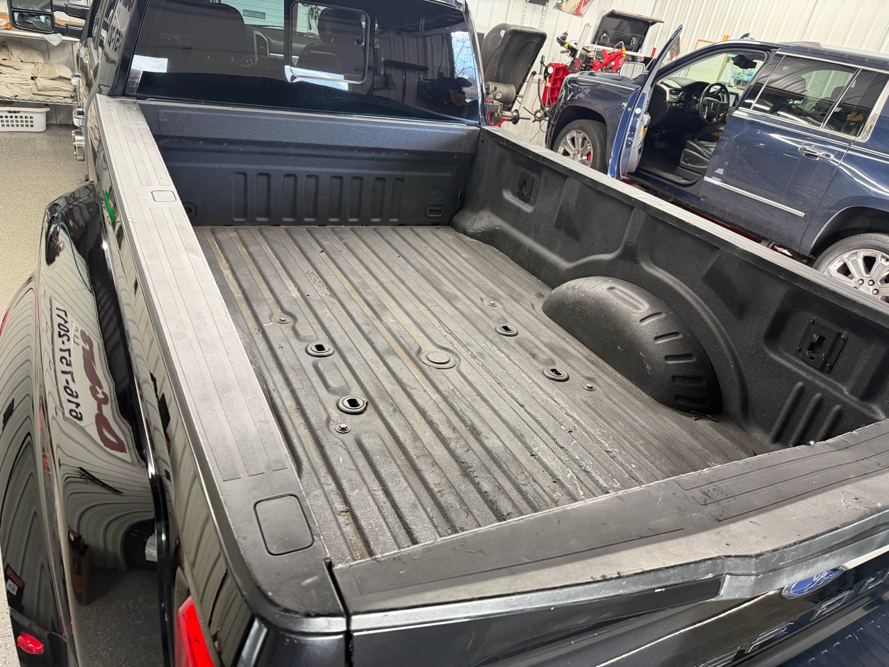 Ford F-350 SD Lariat Crew Cab LWB DRW 4WD 2020