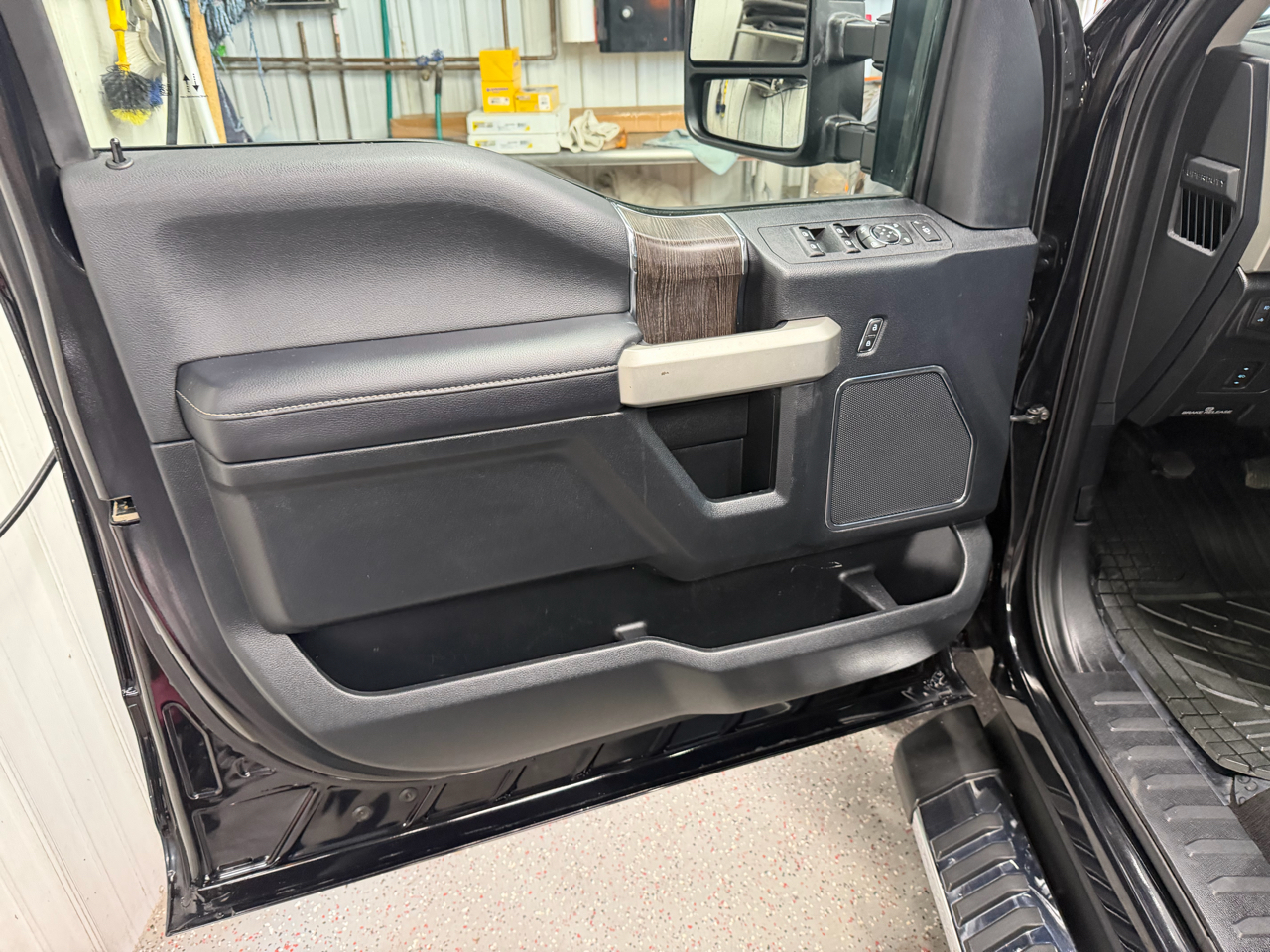 Ford F-350 SD Lariat Crew Cab LWB DRW 4WD 2020