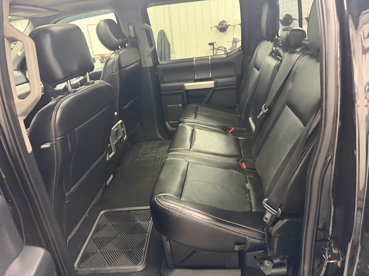 Ford F-350 SD Lariat Crew Cab LWB DRW 4WD 2020