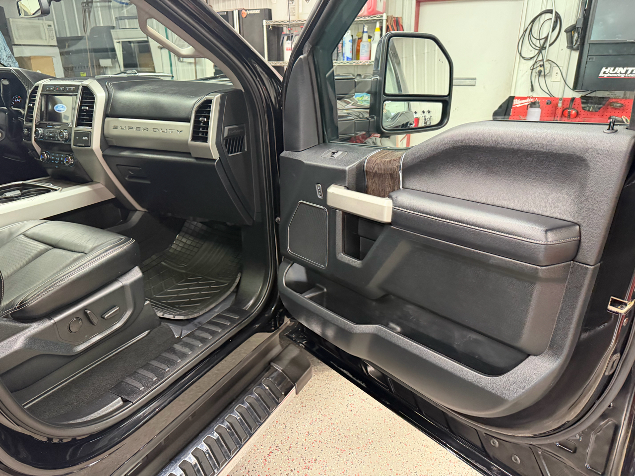 Ford F-350 SD Lariat Crew Cab LWB DRW 4WD 2020