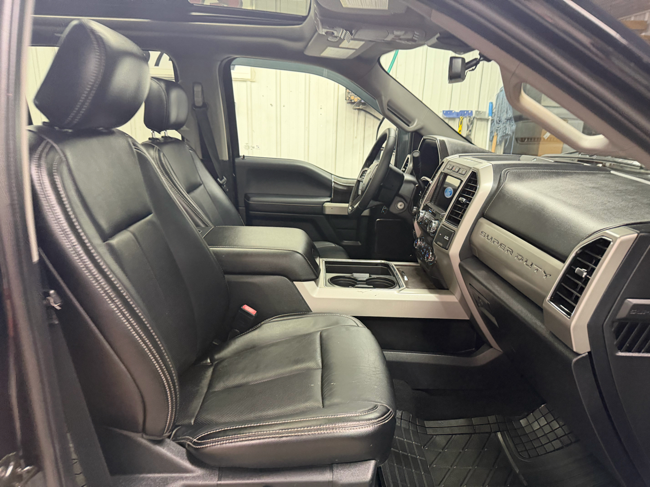 Ford F-350 SD Lariat Crew Cab LWB DRW 4WD 2020