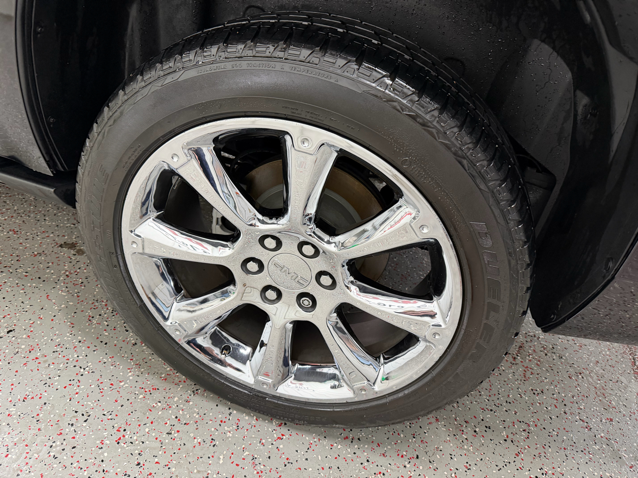 GMC Yukon Denali AWD 2012