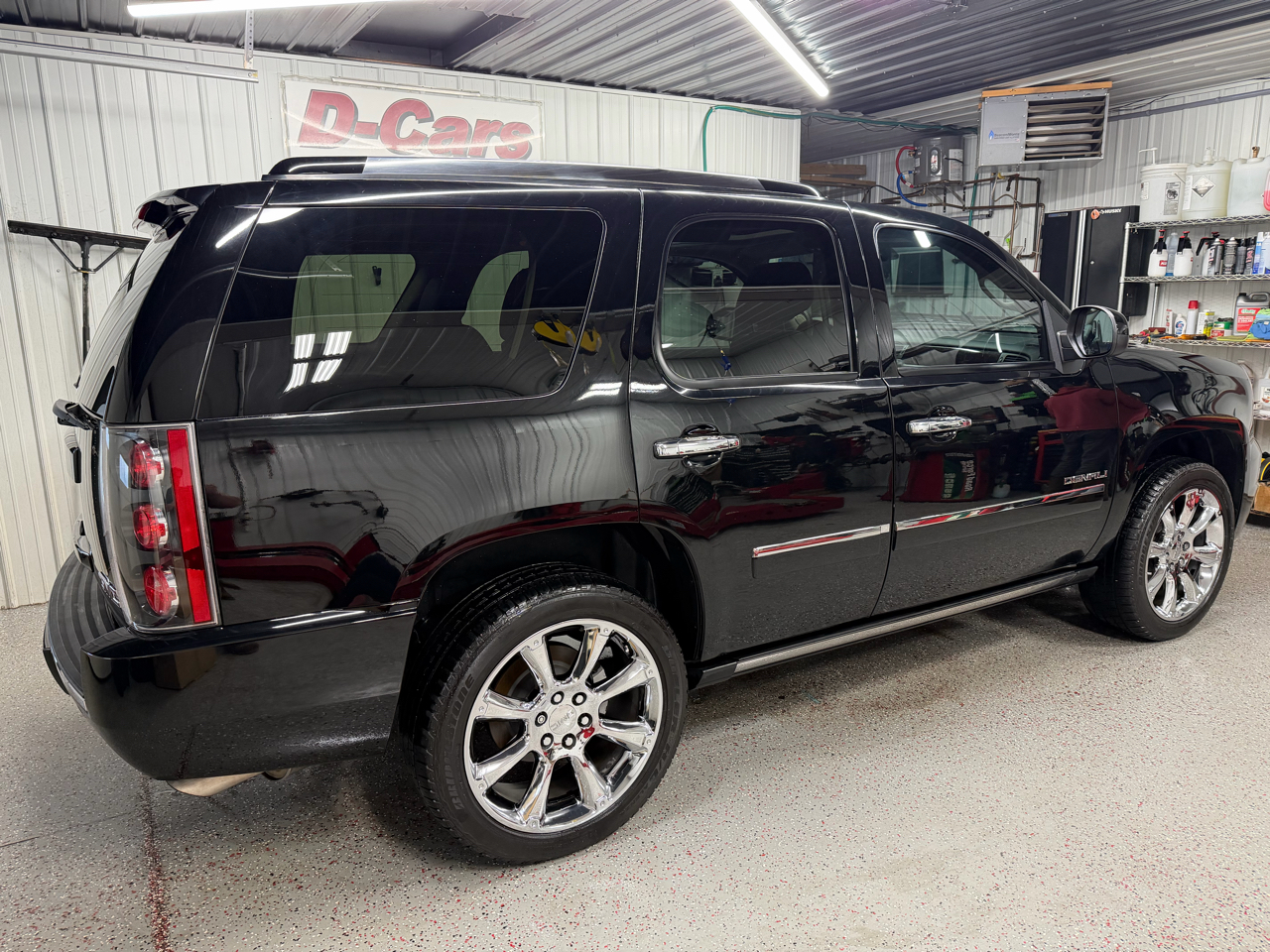 GMC Yukon Denali AWD 2012