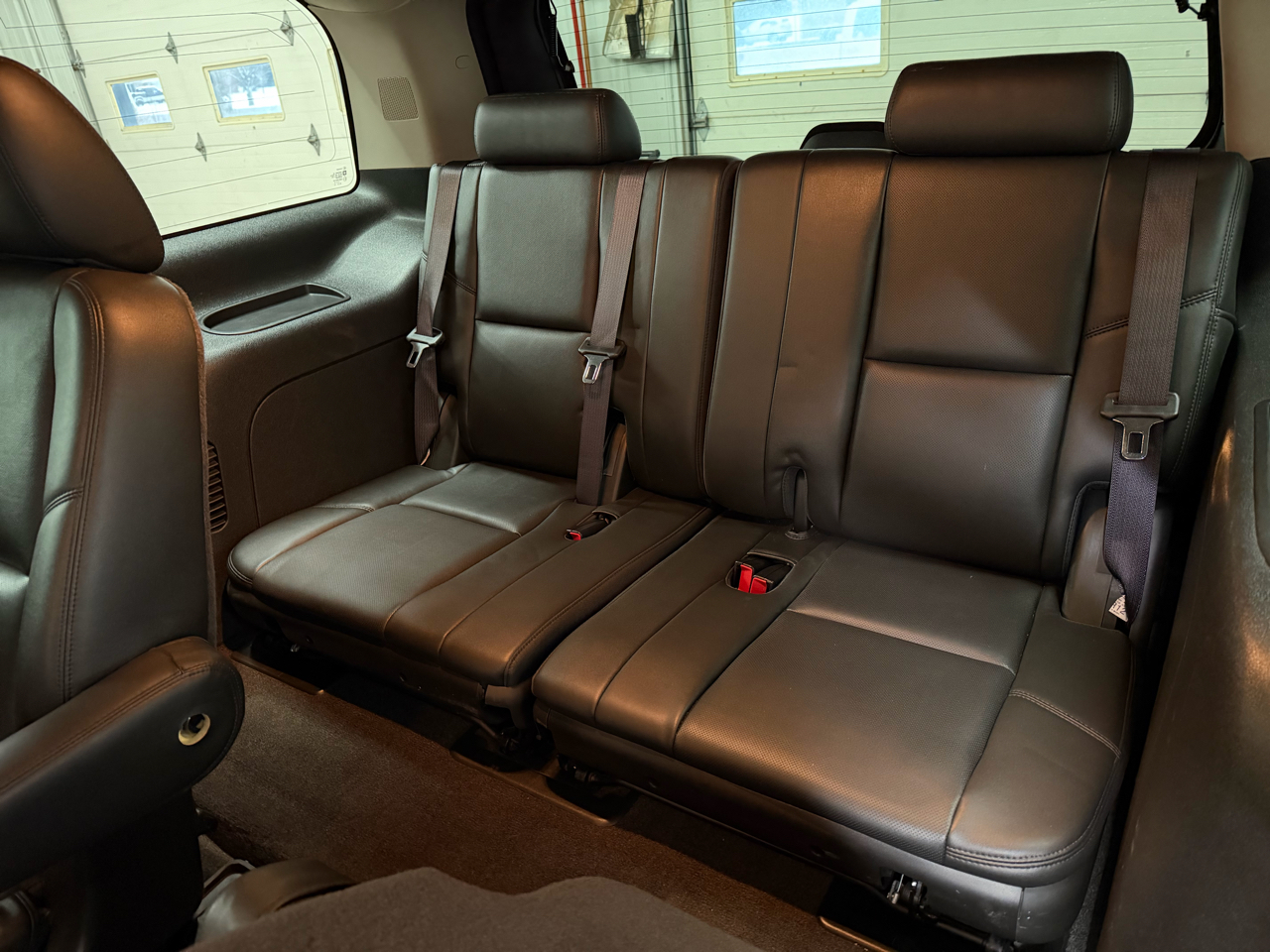 GMC Yukon Denali AWD 2012