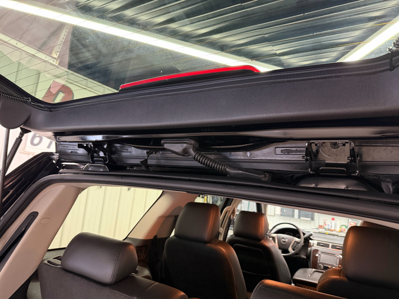 GMC Yukon Denali AWD 2012