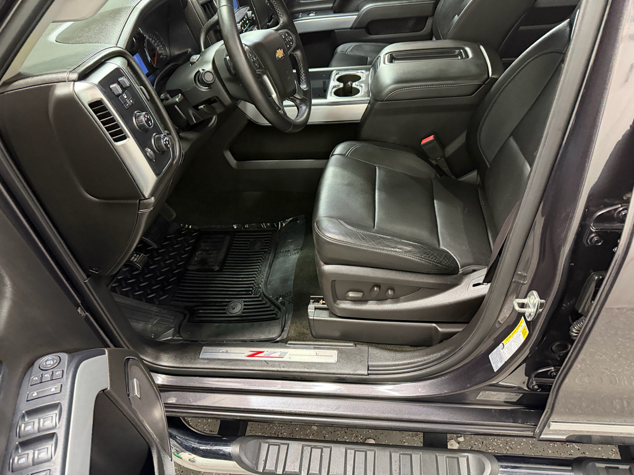 Chevrolet Silverado 2500HD 4WD Crew Cab 159" LTZ 2015